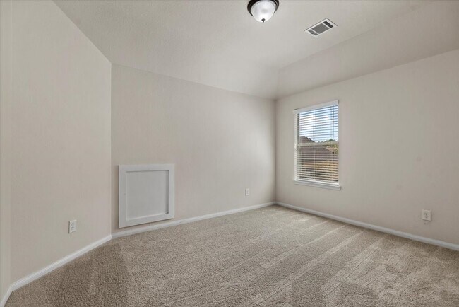 Building Photo - 1622 Julia Park Dr