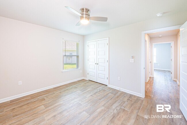 Building Photo - 24606 Alamitos Trace Dr