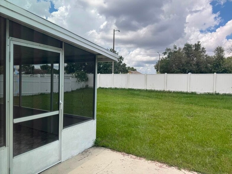 Building Photo - 12771 Montana Woods Ln