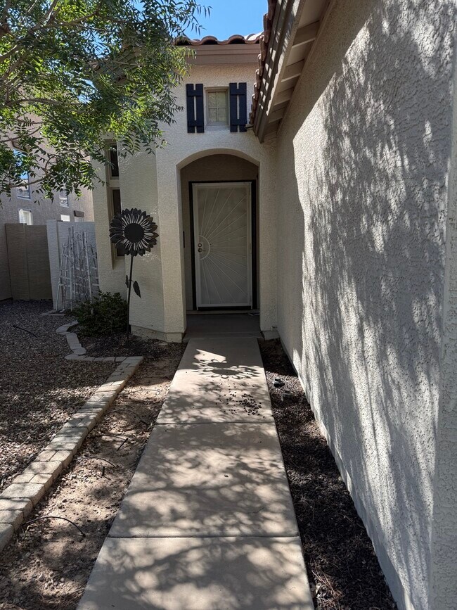 Building Photo - 3972 E Timberline Rd