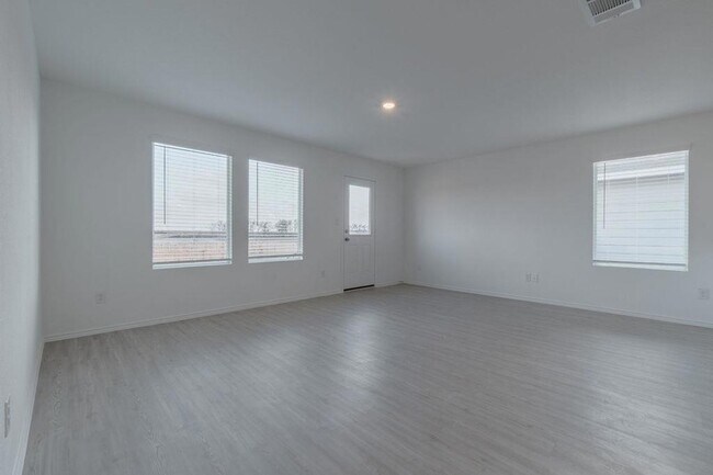 Building Photo - 216 Little Sparklers Lp