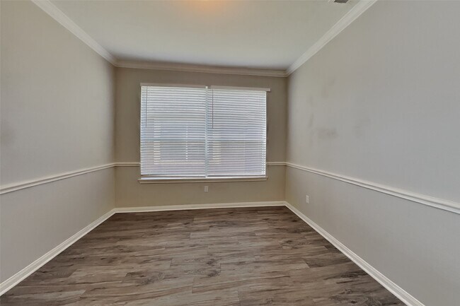 Building Photo - 7031 Tallow Knoll Ln