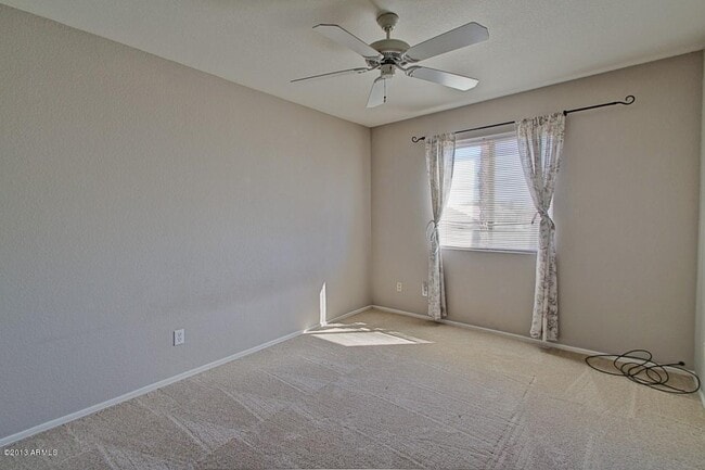 Building Photo - 9649 E Friess Dr
