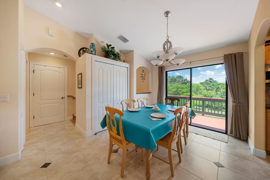 Building Photo - 6710 S Highway A1A