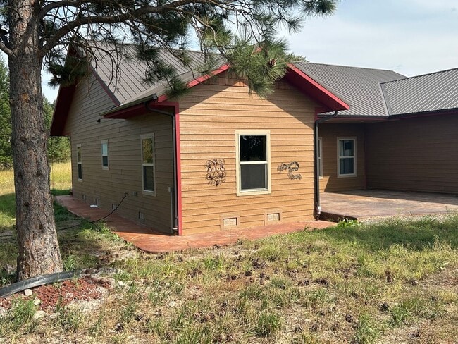 Building Photo - 218 Pheasant Rd