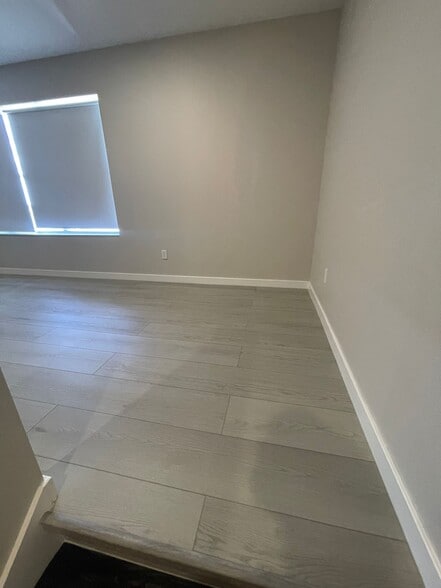 Building Photo - 13308 Phoenix Dr