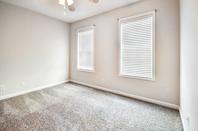 Building Photo - 3378 Poplar Hill