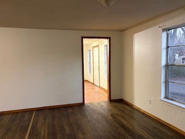 Building Photo - 1343 Hilliard St