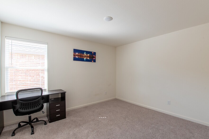 Bedroom 4 - 14141 Emeric St