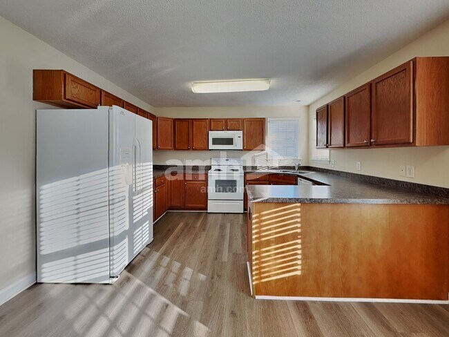 Building Photo - 5073 Natalie Temple Ln