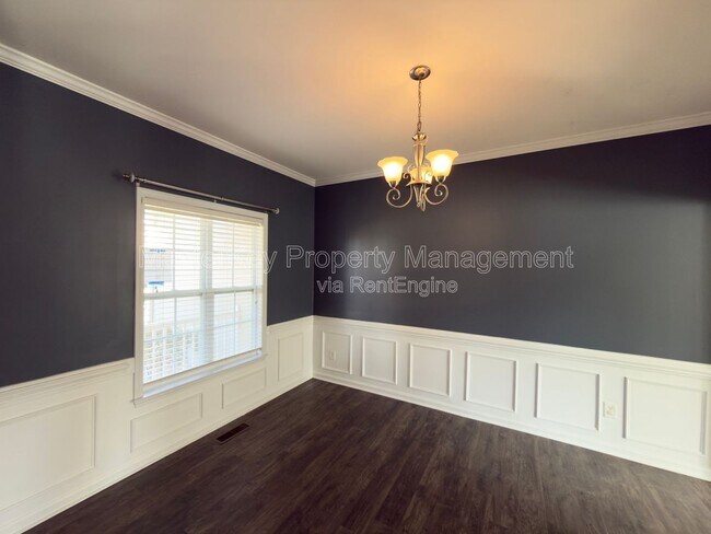 Building Photo - 2916 Hayward Ct