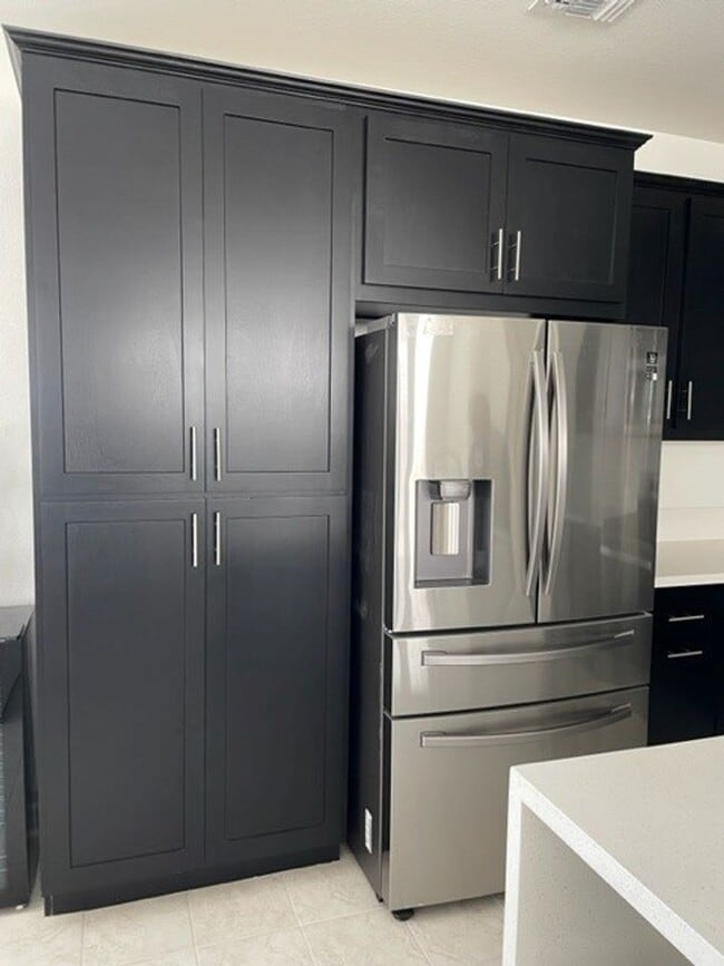 Building Photo - Beautiful 3 Bedroom, 2 Bath, in River Island Community