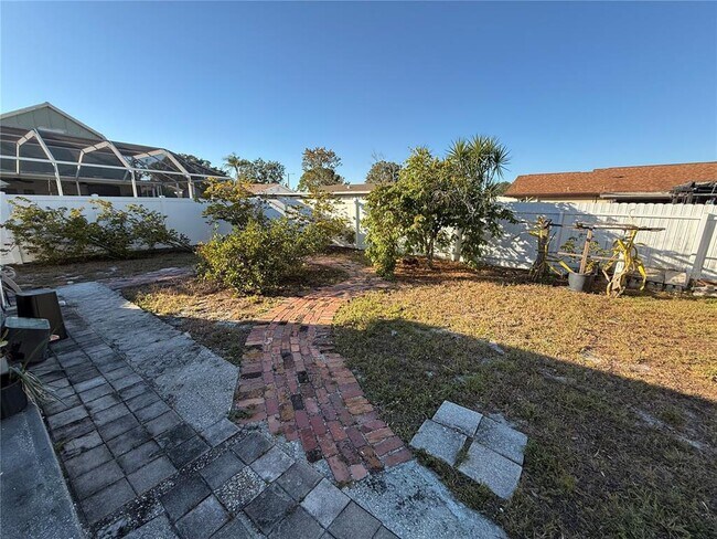 Building Photo - 10922 Tail Feather Ct