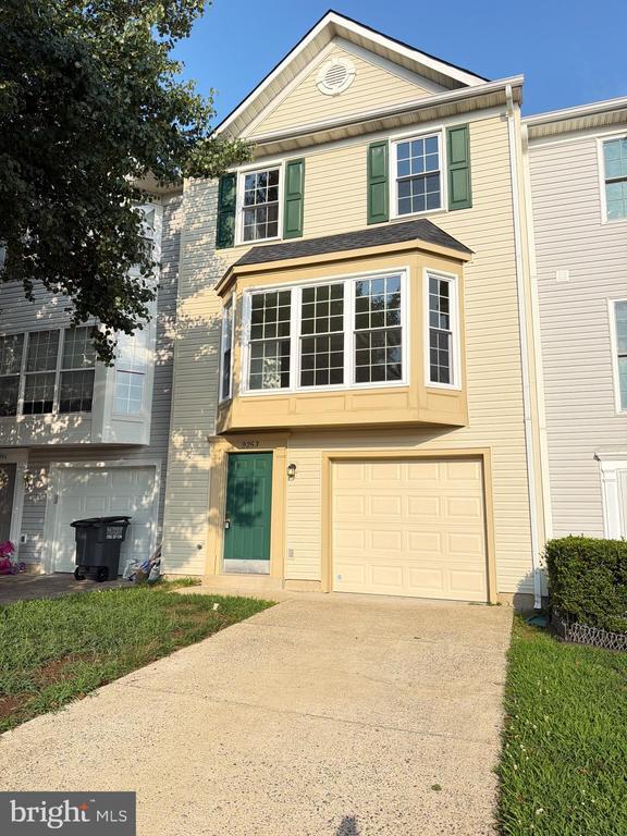 Building Photo - 9253 Jessica Dr