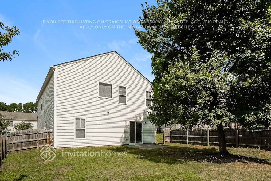 Building Photo - 2406 Ferdinand Dr