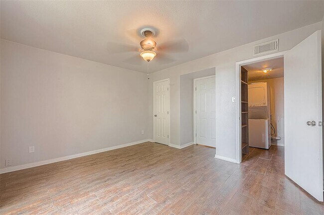 Building Photo - 4629 Wild Indigo St