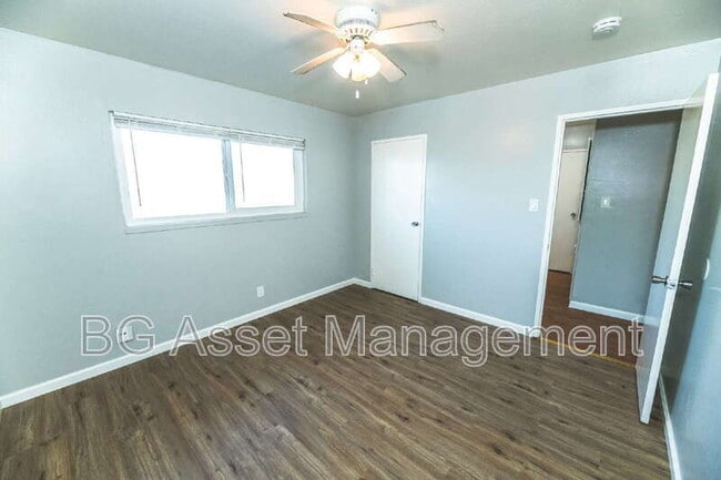 Building Photo - 1938 Ethan Wy