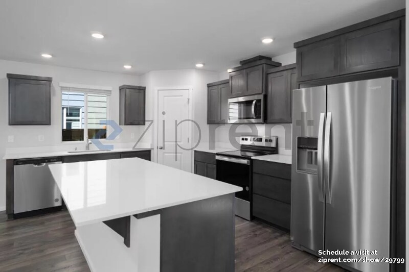 Building Photo - 17508 NW 9th Ave