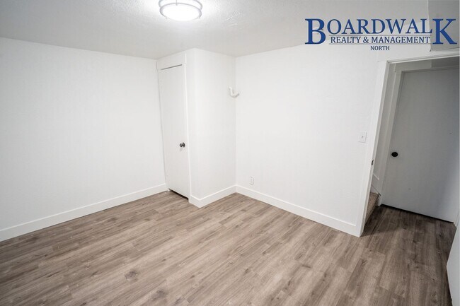 Building Photo - Newly Remodeled 3 Bedroom East of Harrison Blvd!