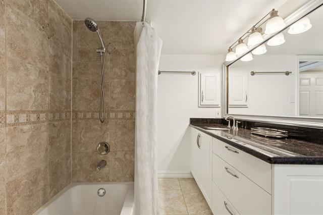 Building Photo - 2201 Wolf St