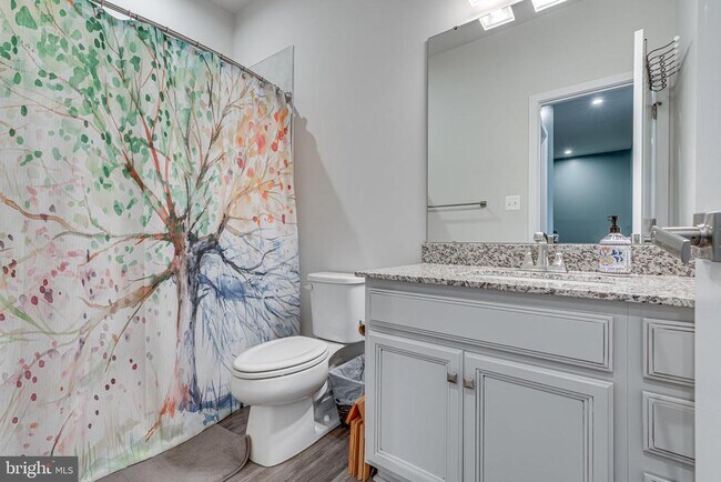 Building Photo - 2705 Evansgreen Dr