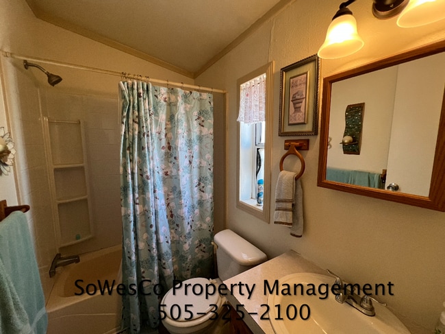 Building Photo - Beautiful Single Wide Near SunRay Casino