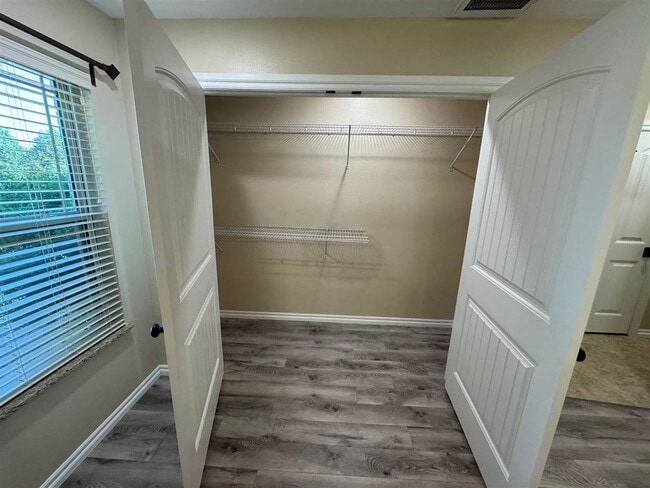 Building Photo - 141 Foxfire Rd