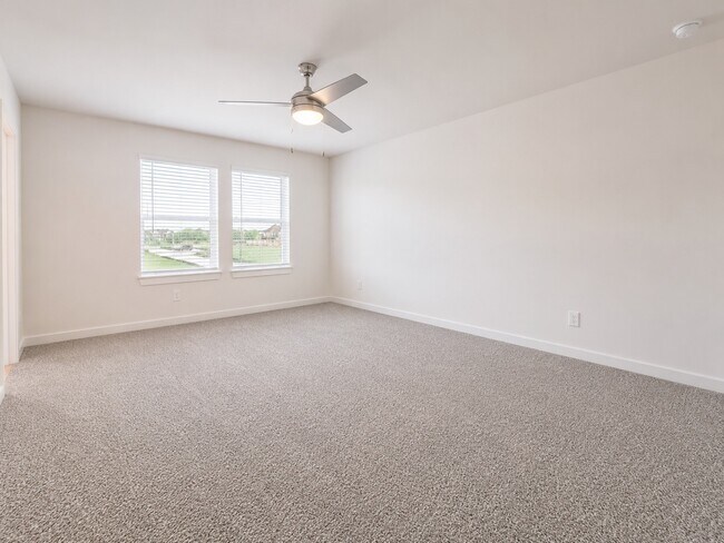 Building Photo - 28110 Meadowlark Sky Dr