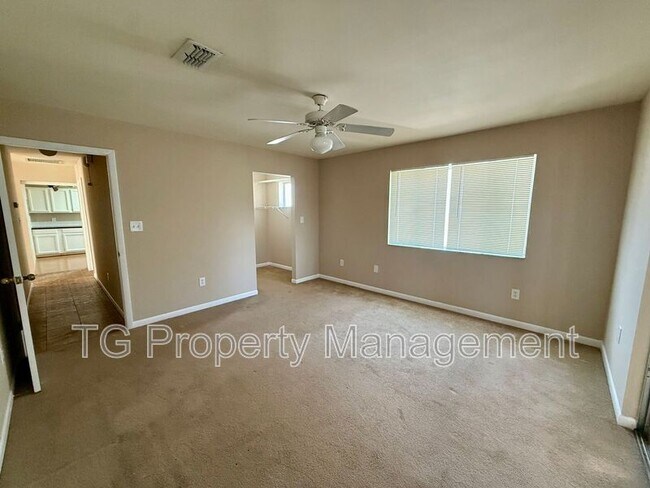Building Photo - 403 St Augustine Blvd