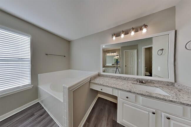 Building Photo - 21122 Covington Bridge Ln