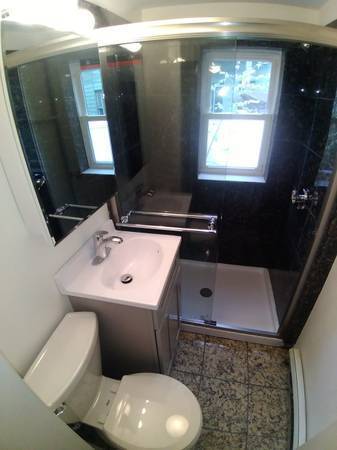 Building Photo - 40 Bristol St