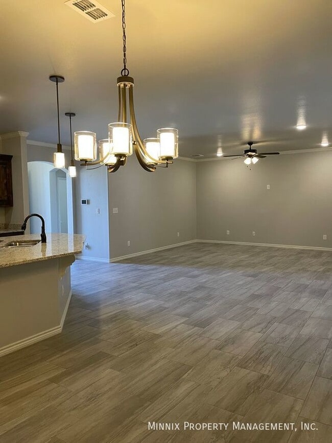 Building Photo - 1647 Wrigley Dr