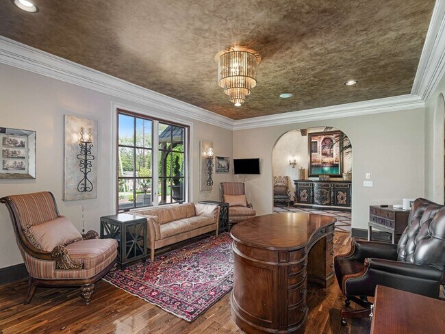 Building Photo - 3807 Harding Pl