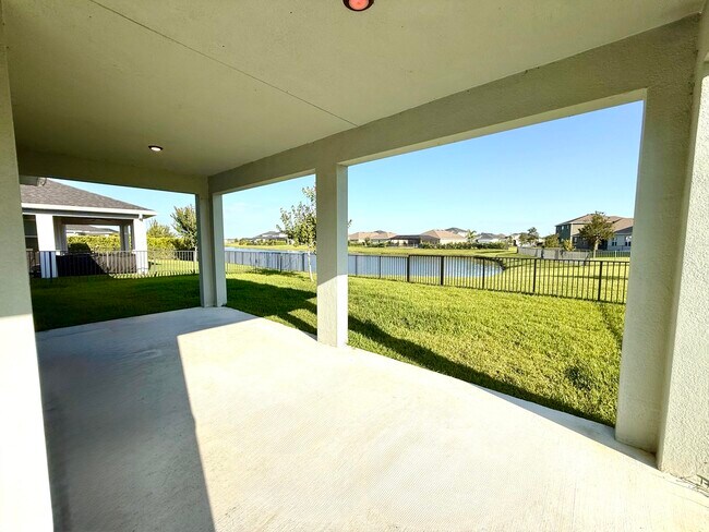 Building Photo - 10819 Pacini Wy