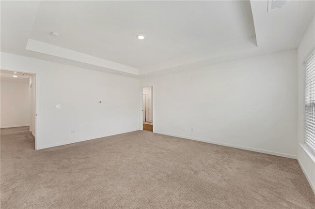Building Photo - 649 Isom Walk