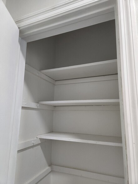 Building Photo - 1922 Taylor St