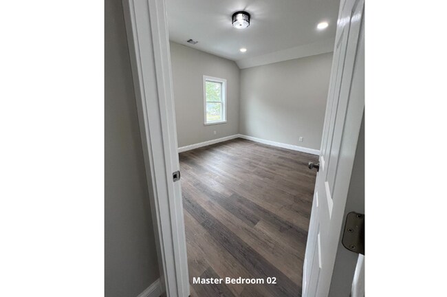 Building Photo - 310 Fishel Ave