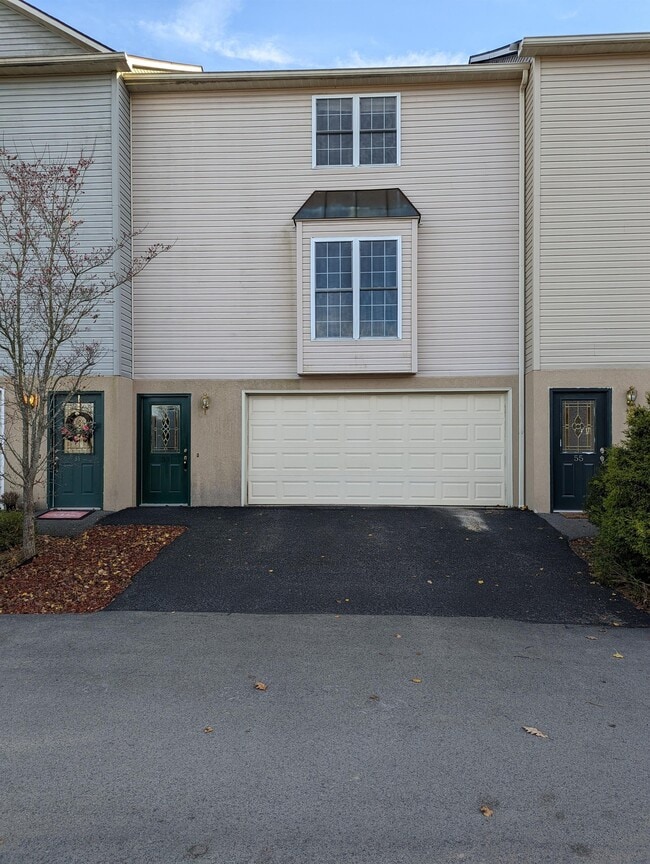 Building Photo - 53 Clear Spring Dr