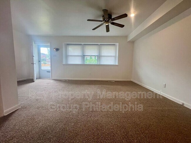 Building Photo - 1635 Griffith St