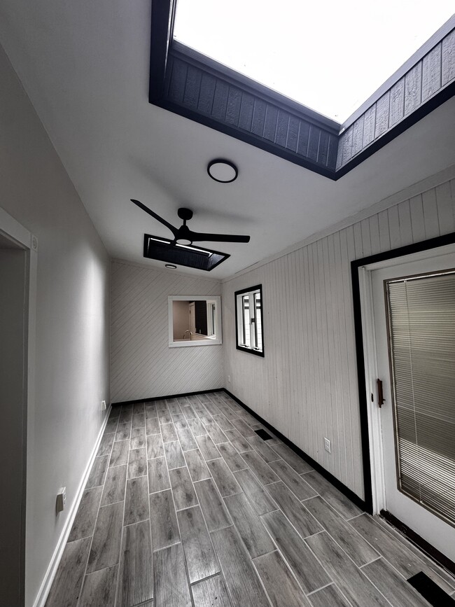 Building Photo - 212 Belmont Ct