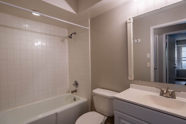 Building Photo - S Darlington Duplex