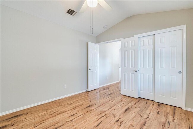 Building Photo - 175 Wetzel