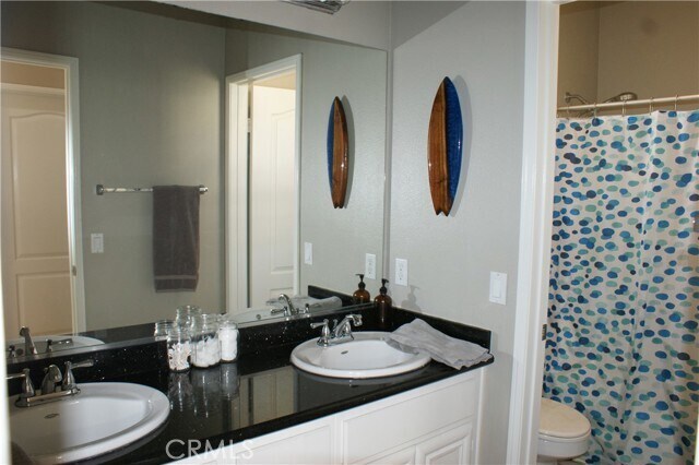 Building Photo - 8 Stone Turret Ct