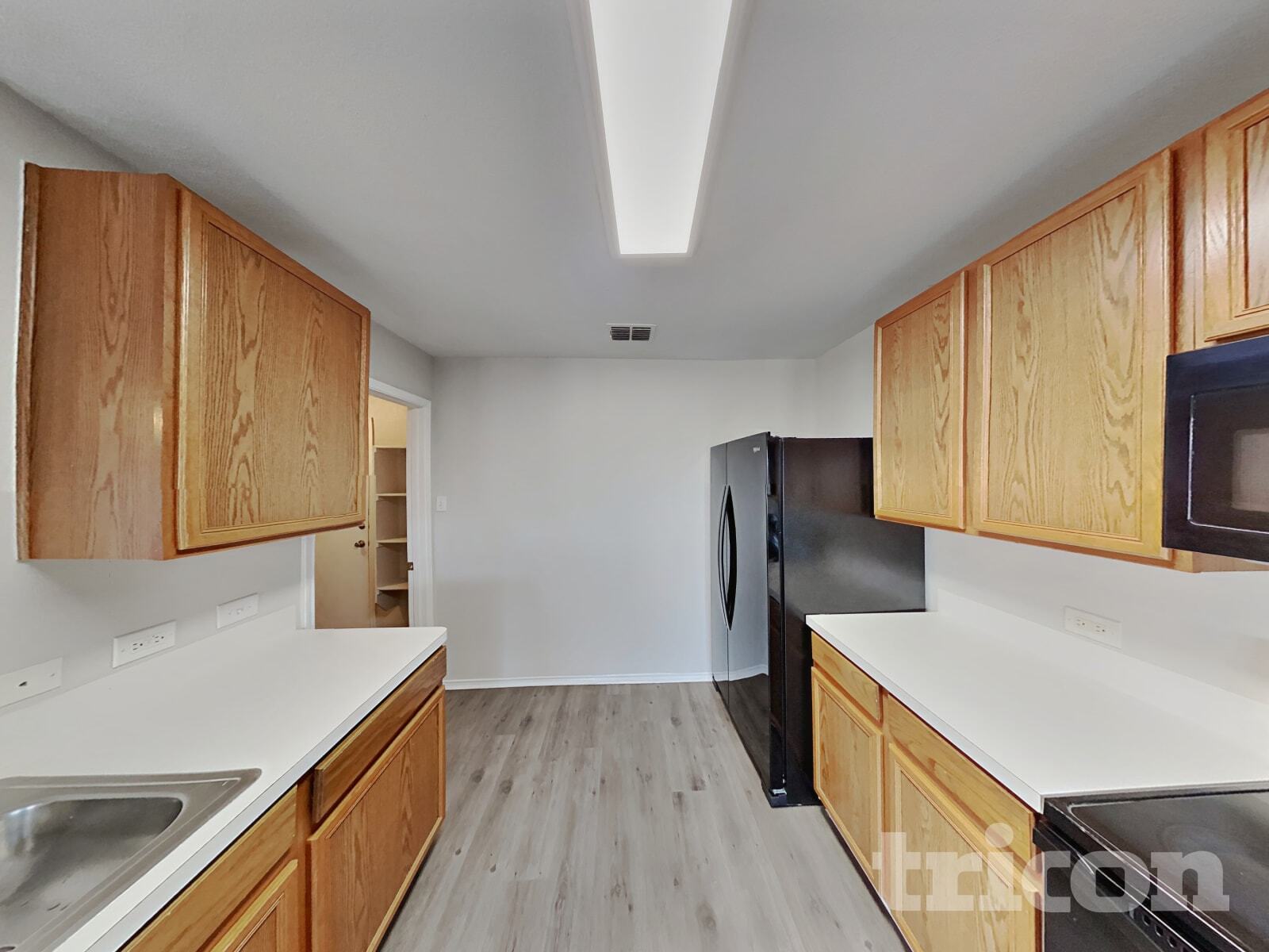 Building Photo - 1412 Castle Ridge Rd