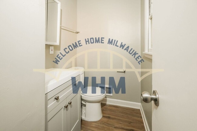 Building Photo - 1908 W Fairmount Ave