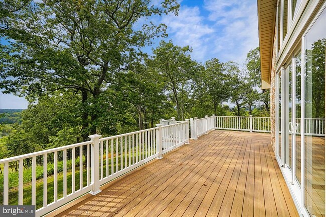Building Photo - 25490 Kipps Ln