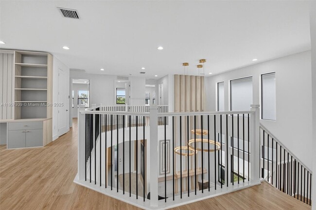 Building Photo - 8356 Royal County Down Rd