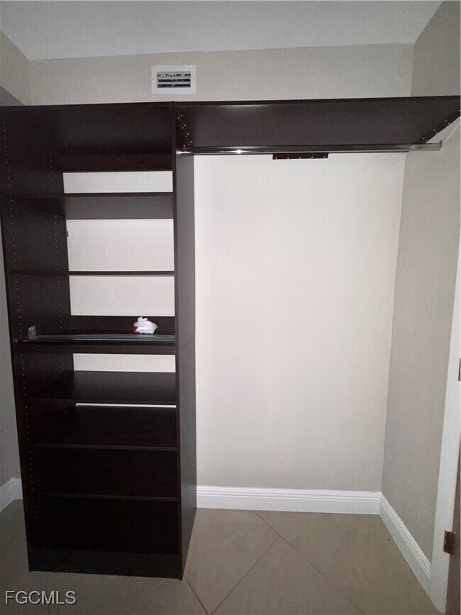 Building Photo - 8555 Bernwood Cove Loop