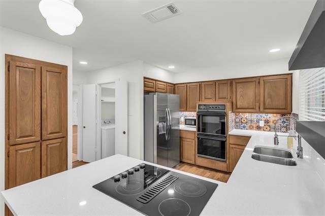 Building Photo - 512 Arbor Brook Ln