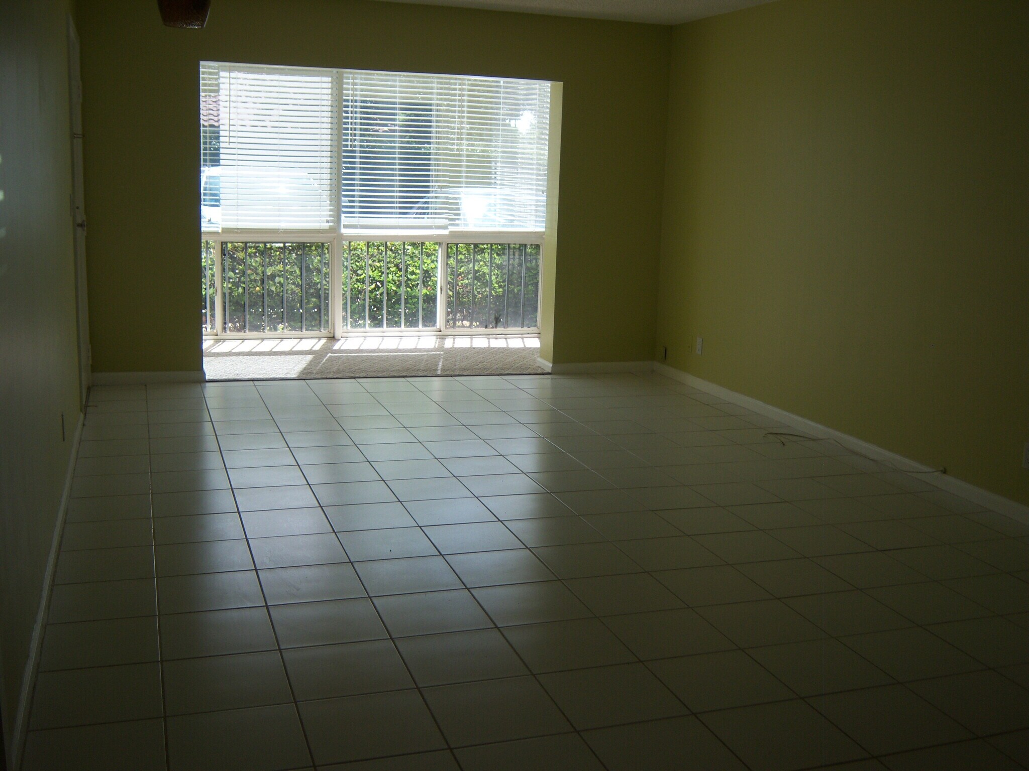 Building Photo - 6207 Bay Club Dr